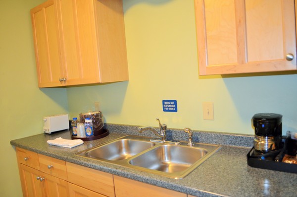 Upstairs Suite 117 Photo 2